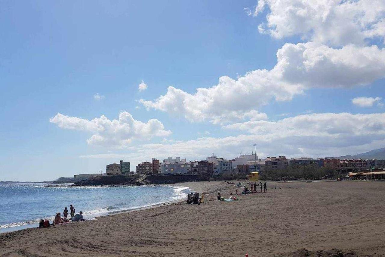 Primera Linea Con Preciosas Vistas Al Mar Melenara Luaran gambar