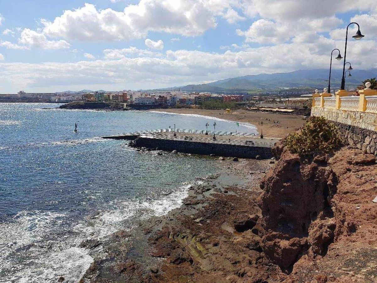 Primera Linea Con Preciosas Vistas Al Mar Melenara Luaran gambar